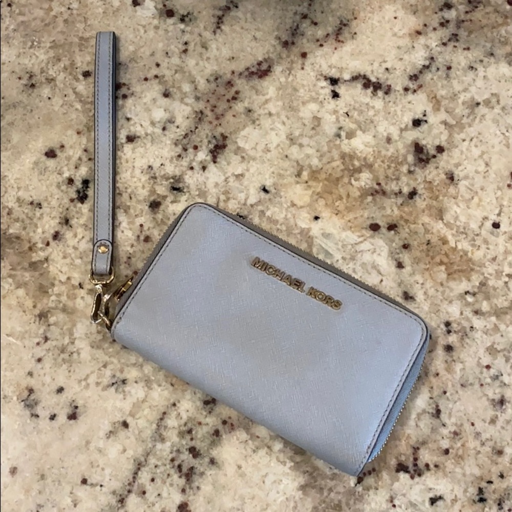 Michael Kors Wristlet Wallet